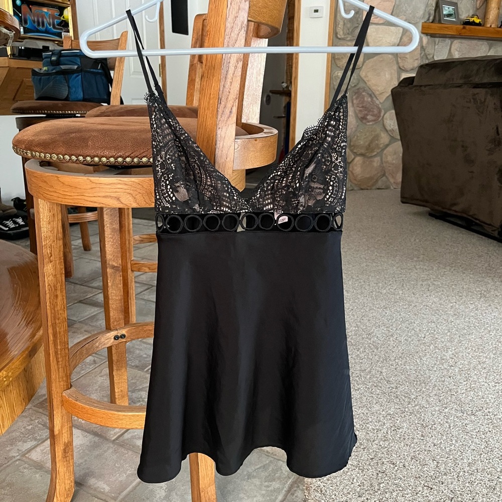Victoria’s Secret lace detail slip